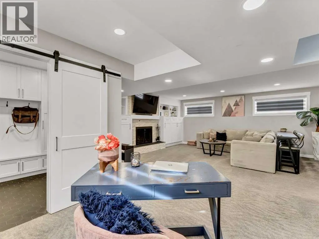 55 Rossland Road SE
