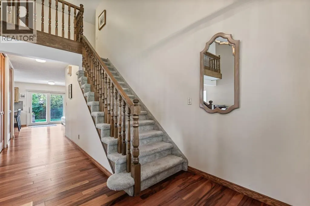 132 Oakmount Road SW