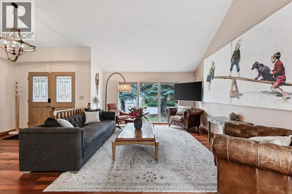 132 Oakmount Road SW