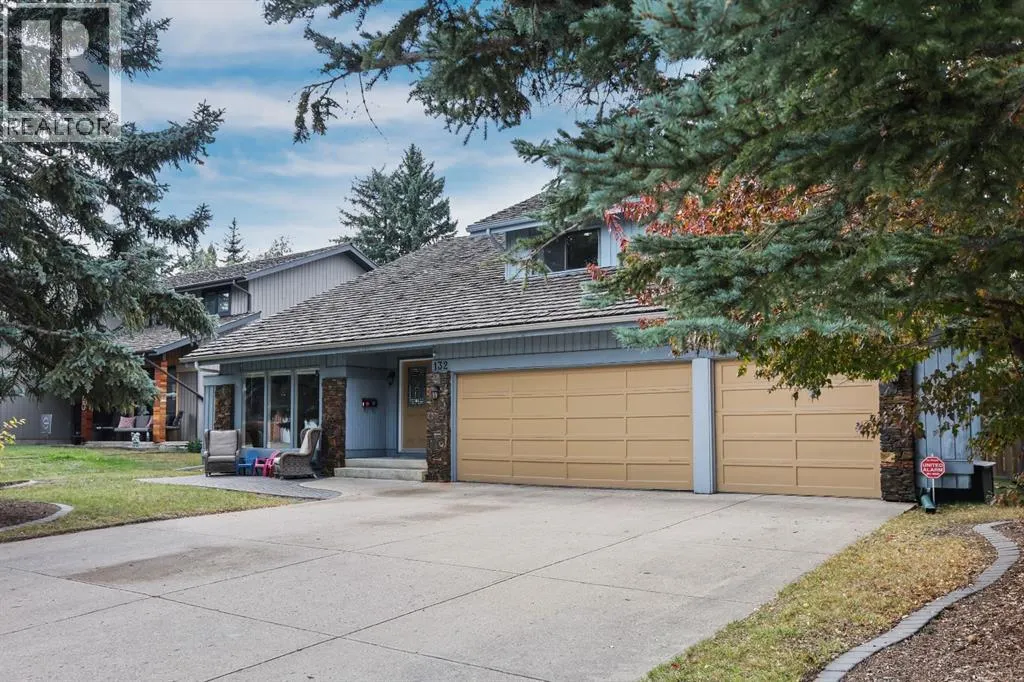 132 Oakmount Road SW