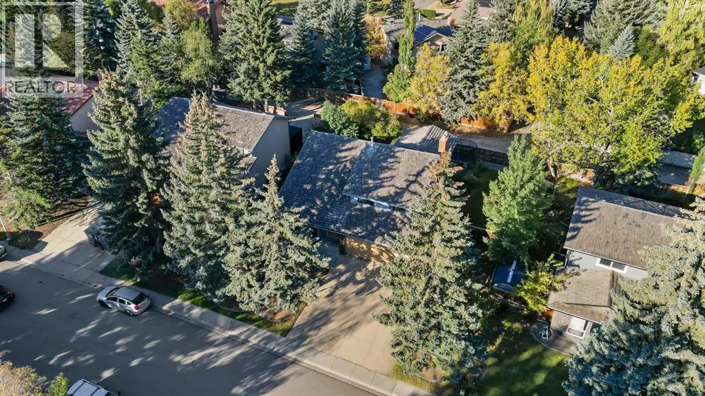 132 Oakmount Road SW