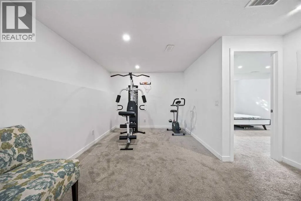 366 Bridleridge View SW