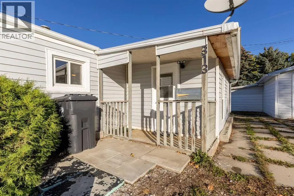 313 Noble Street