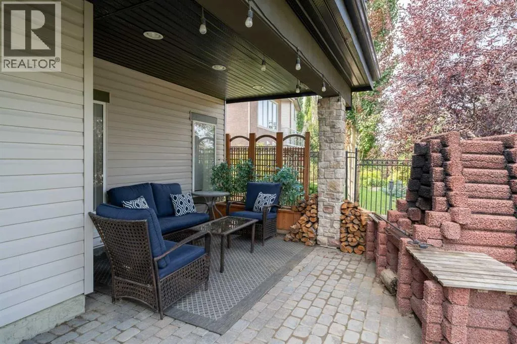 51 Crestridge Way SW