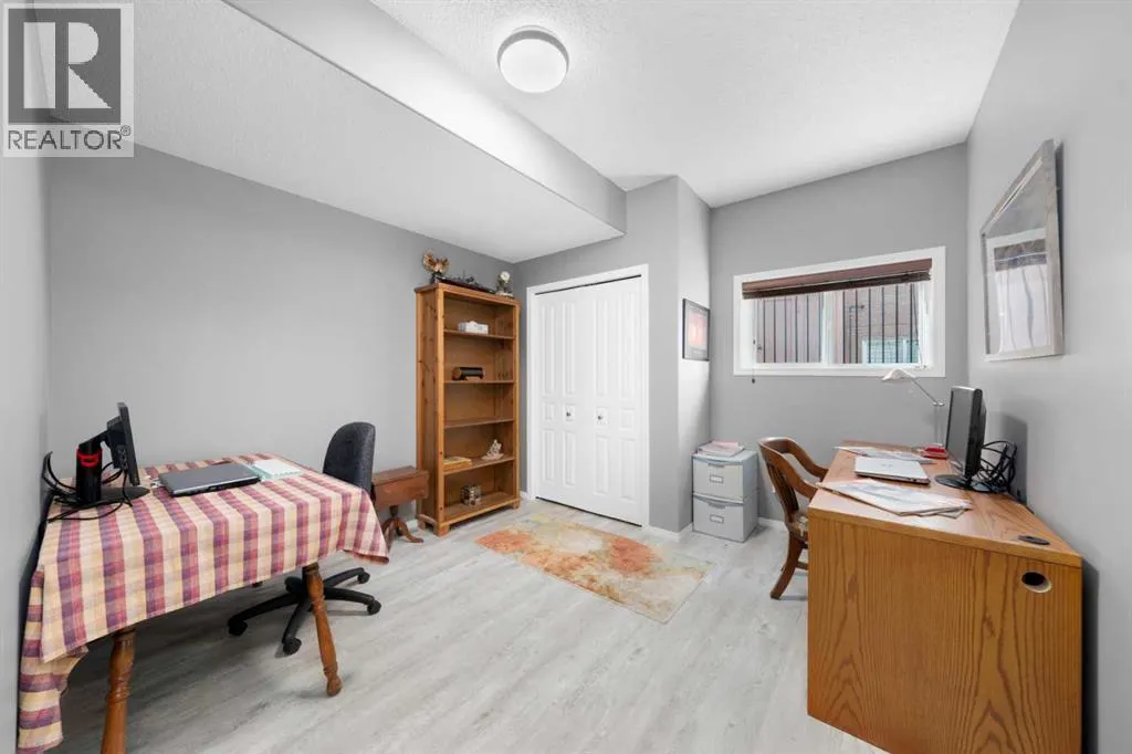 51 Crestridge Way SW