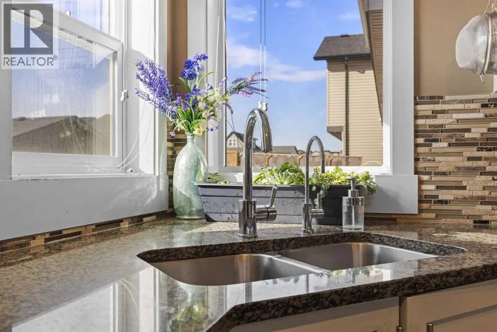 37 Skyview Ranch Manor NE