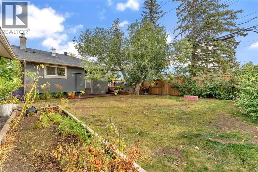 3 Walnut Drive SW
