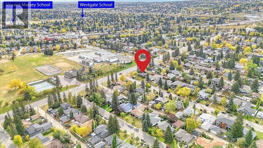 3 Walnut Drive SW