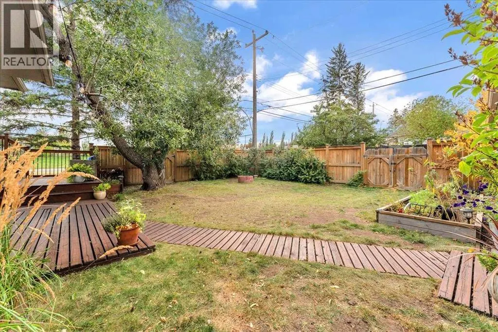 3 Walnut Drive SW