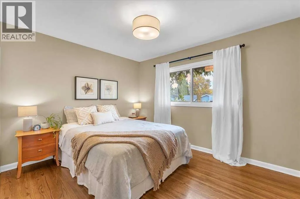 3 Walnut Drive SW