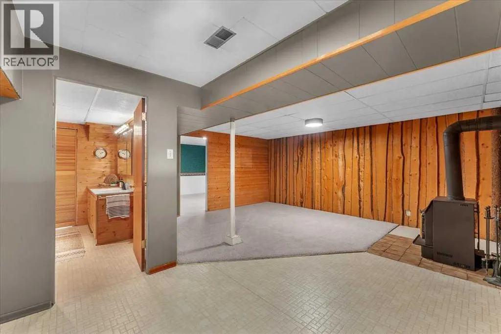3 Walnut Drive SW