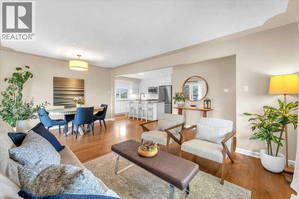 3 Walnut Drive SW