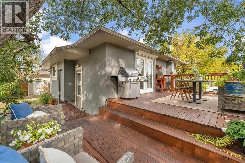 3 Walnut Drive SW