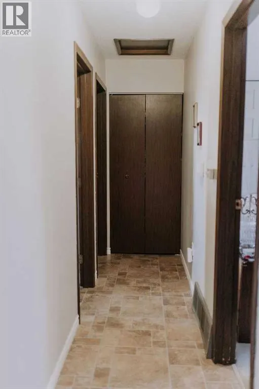 317 4 AvenueCrescent