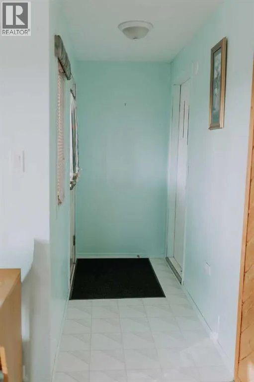 317 4 AvenueCrescent