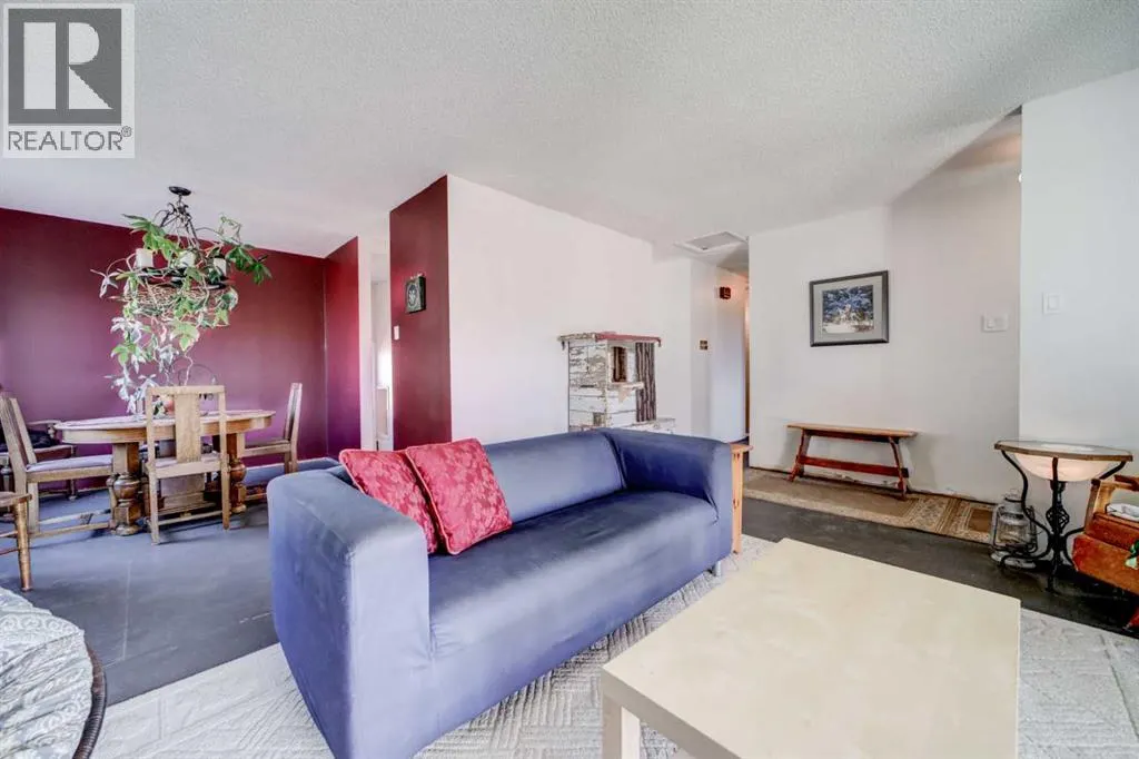 1105 Ventura Road N Road N