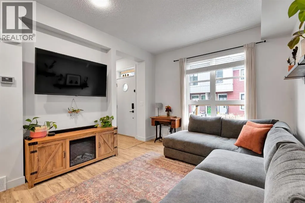 2108, 100 Walgrove Court SE