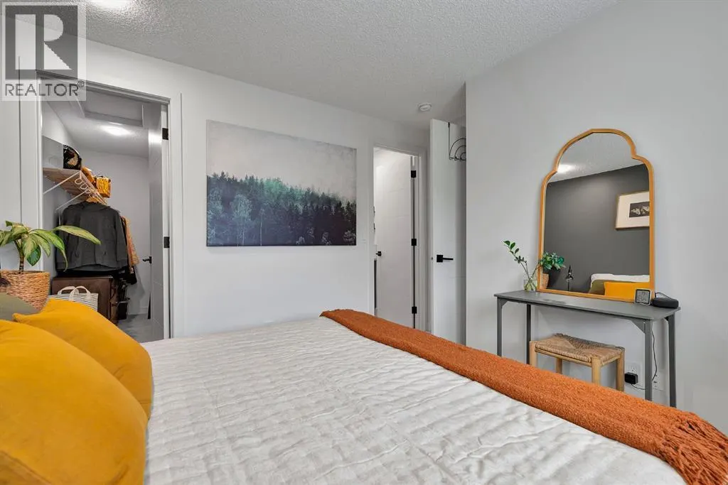 2108, 100 Walgrove Court SE