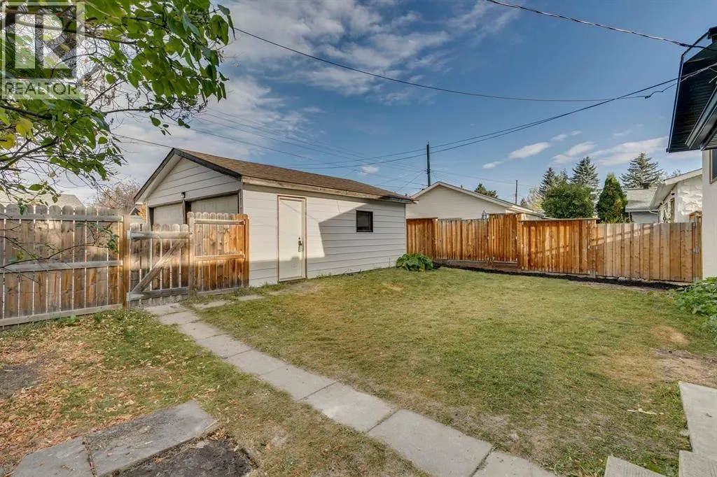 1304 Lake Sylvan Drive SE