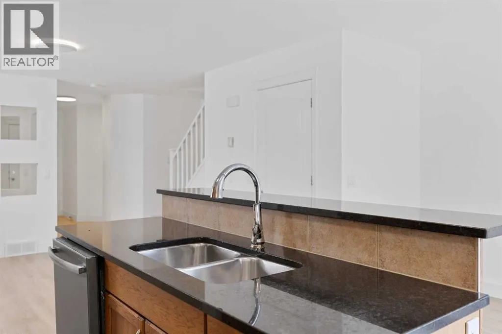 227 Cranston Road SE