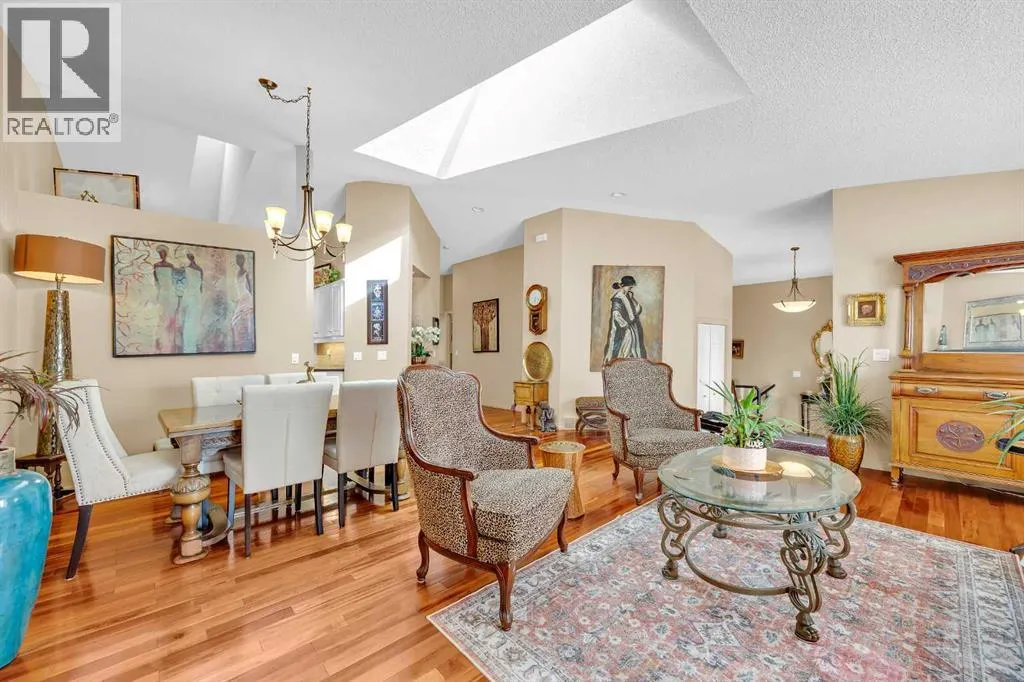 75 Christie Gardens SW