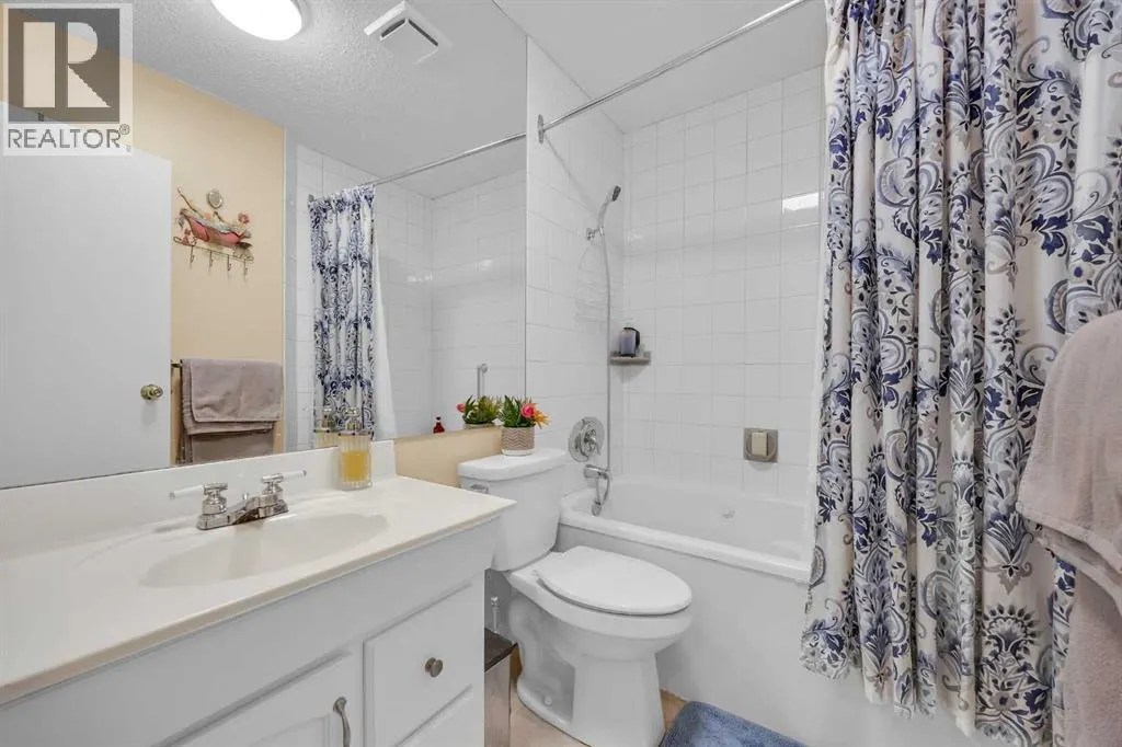 75 Christie Gardens SW