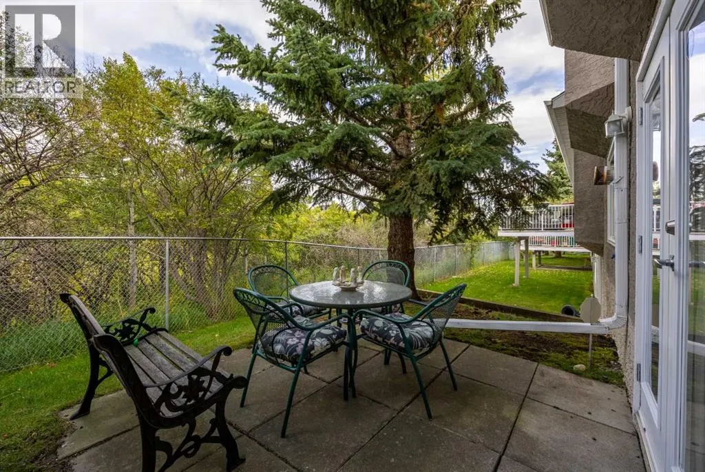 75 Christie Gardens SW