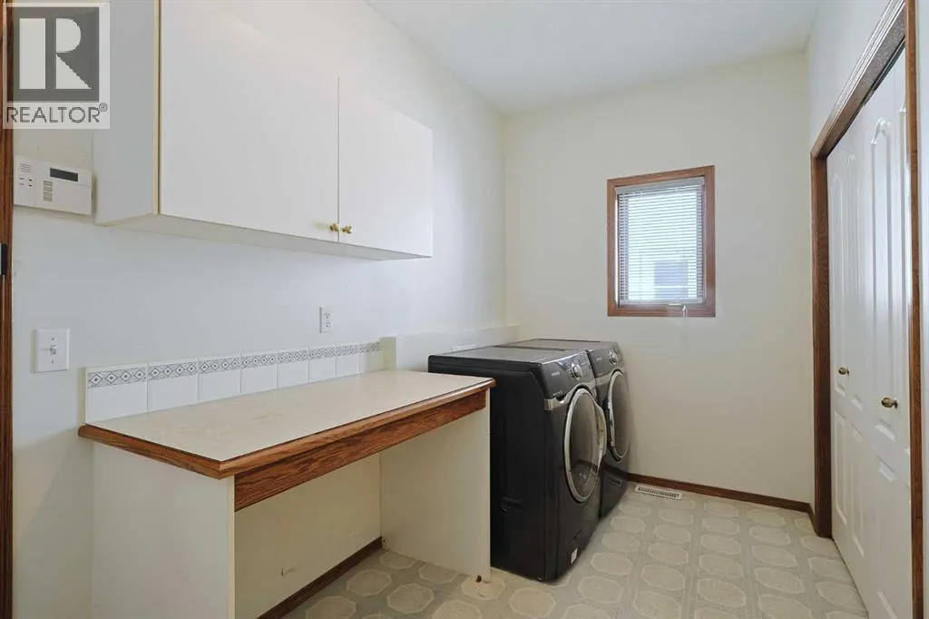 57 Hamptons Circle NW