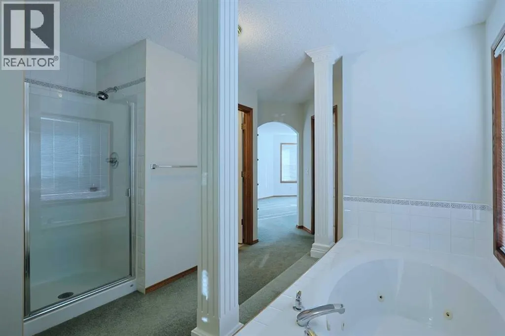 57 Hamptons Circle NW