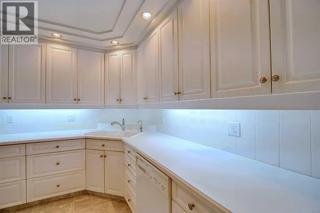 101, 505 Canyon Meadows Drive SW