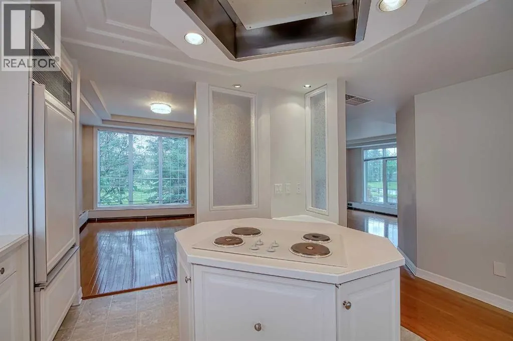 101, 505 Canyon Meadows Drive SW