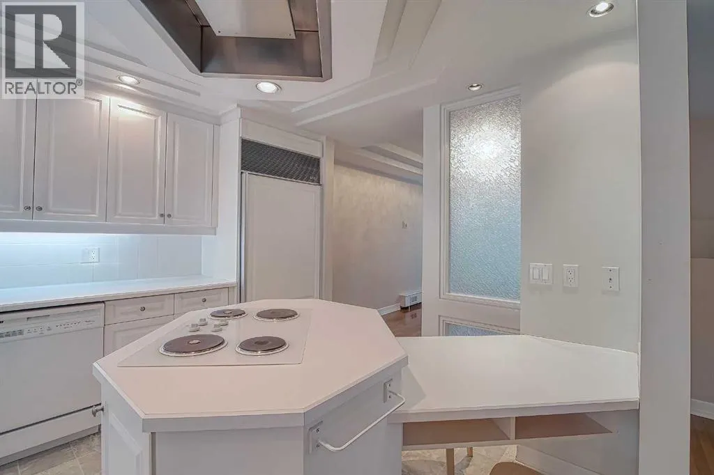 101, 505 Canyon Meadows Drive SW