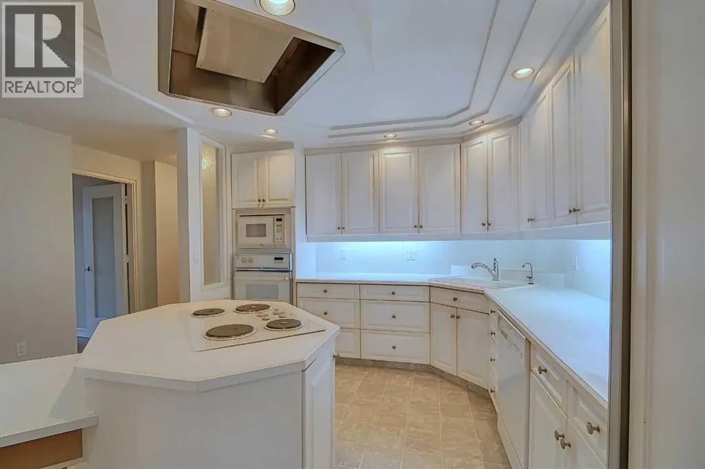 101, 505 Canyon Meadows Drive SW