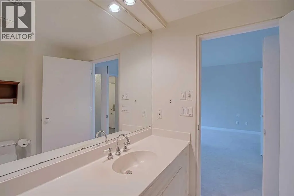 101, 505 Canyon Meadows Drive SW