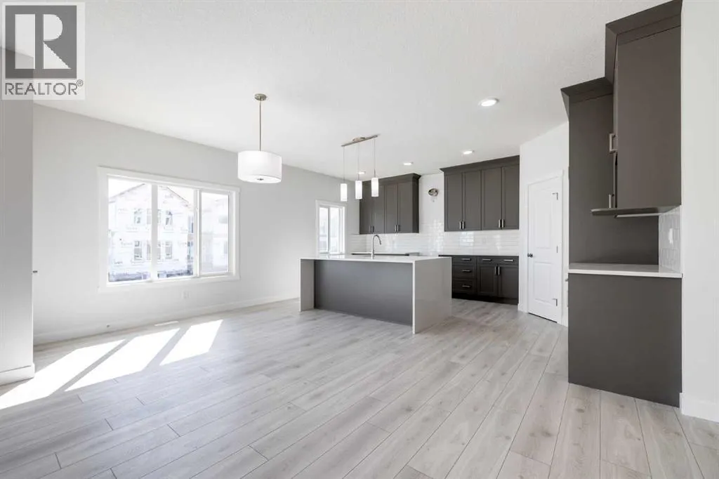 145 Sunstone Way