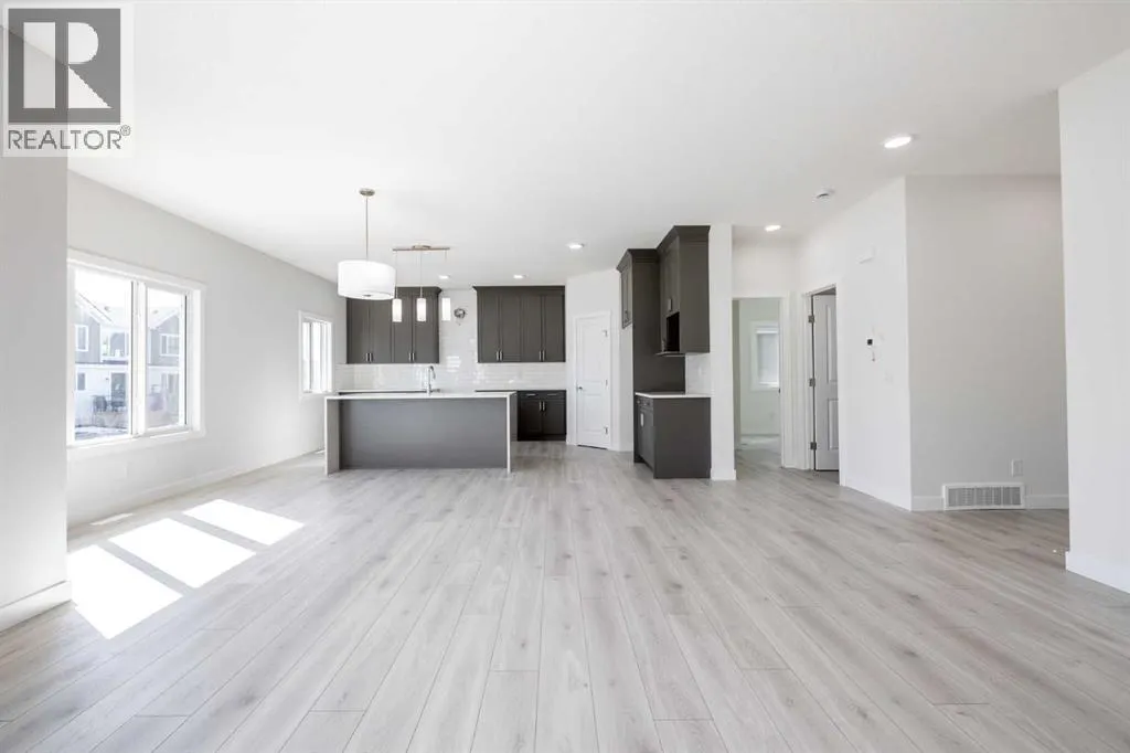 145 Sunstone Way