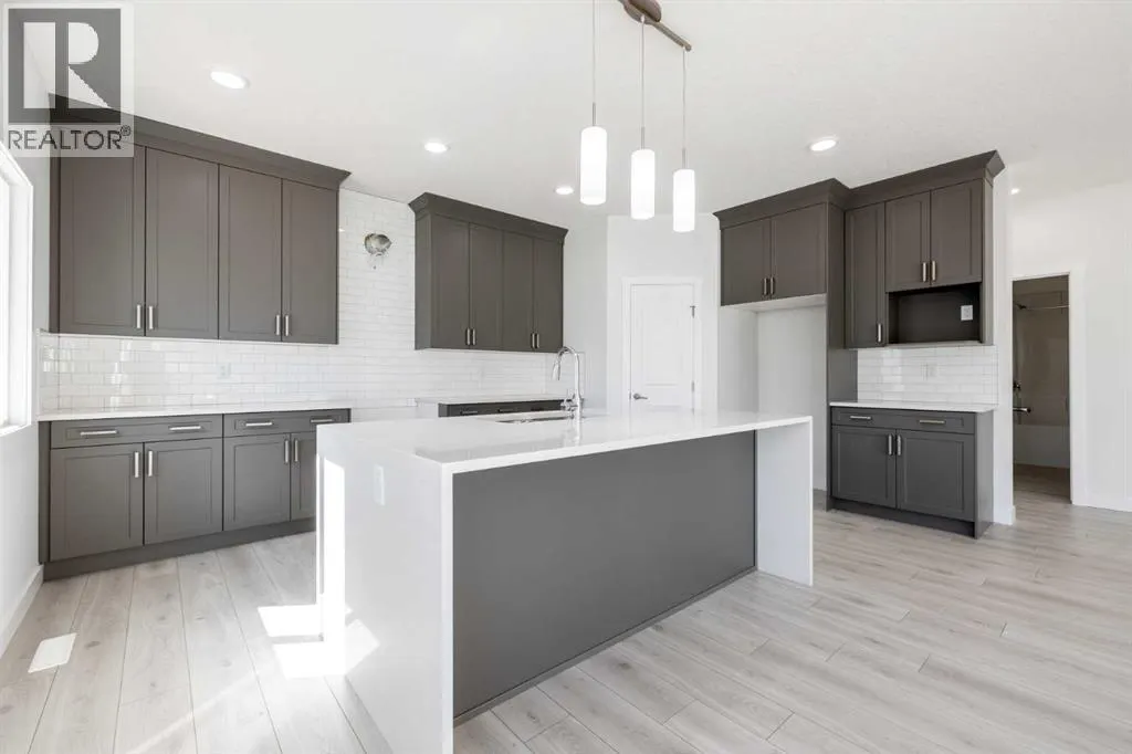 145 Sunstone Way