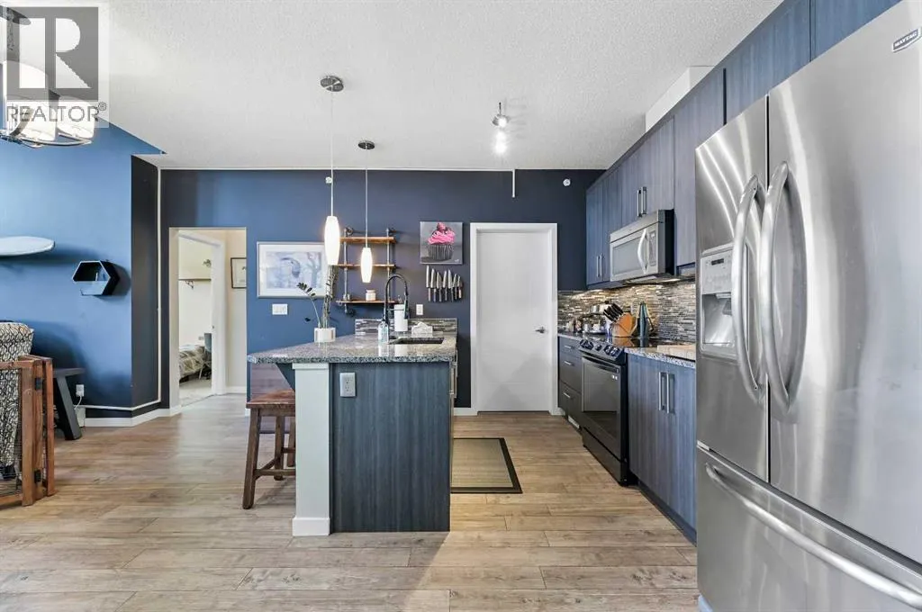 410, 402 Marquis Lane SE