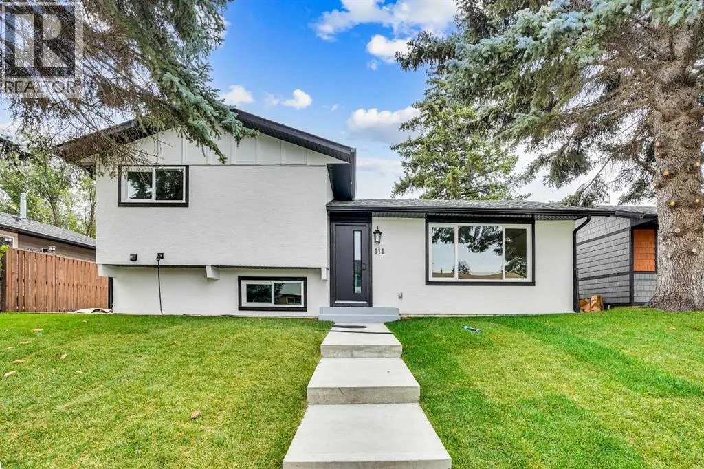 111 Allandale Close SE