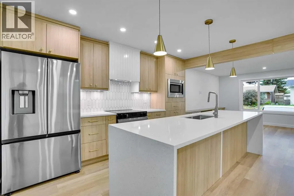 111 Allandale Close SE
