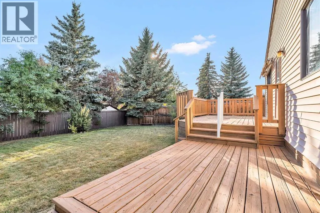 183 Cedardale Place SW