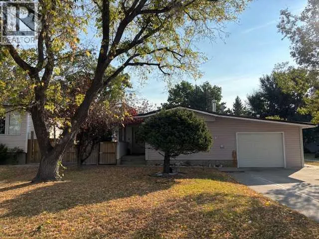 15 Willow Road W