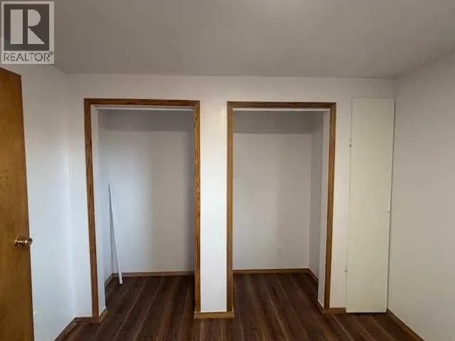 15 Willow Road W