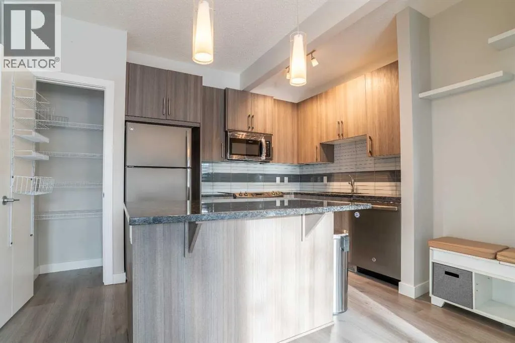 117, 16 Sage Hill Terrace NW