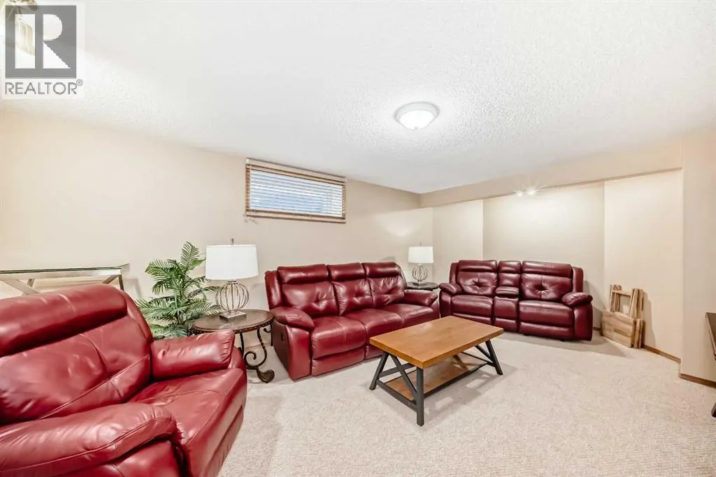 1619 Thorburn Drive SE