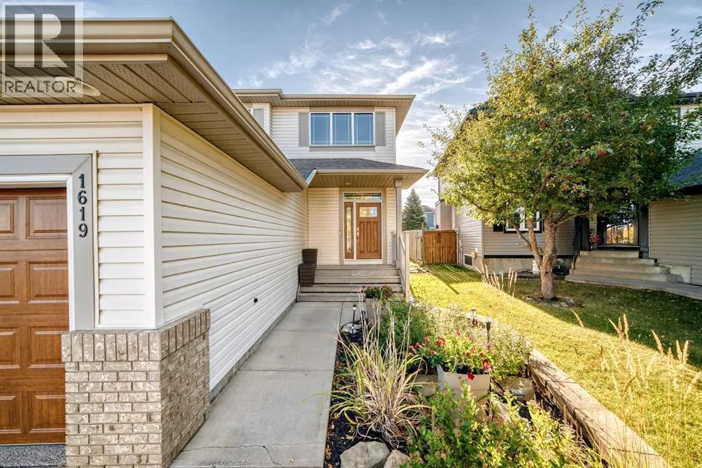 1619 Thorburn Drive SE