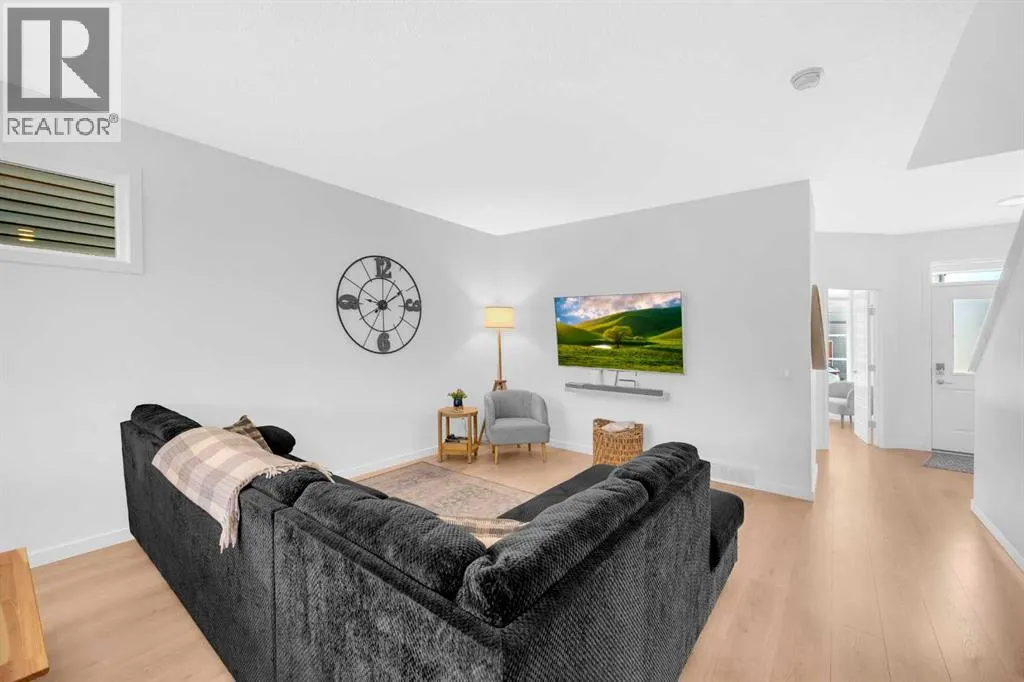 18 Wolf Creek Rise SE