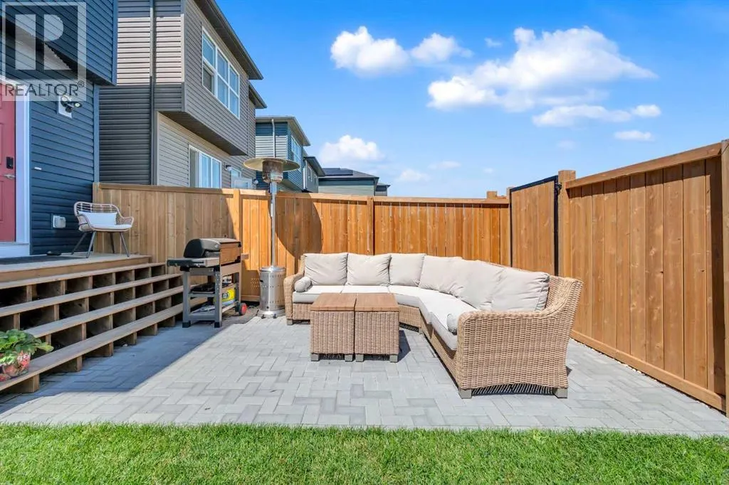 18 Wolf Creek Rise SE