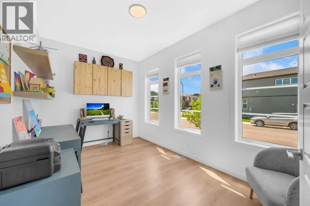 18 Wolf Creek Rise SE