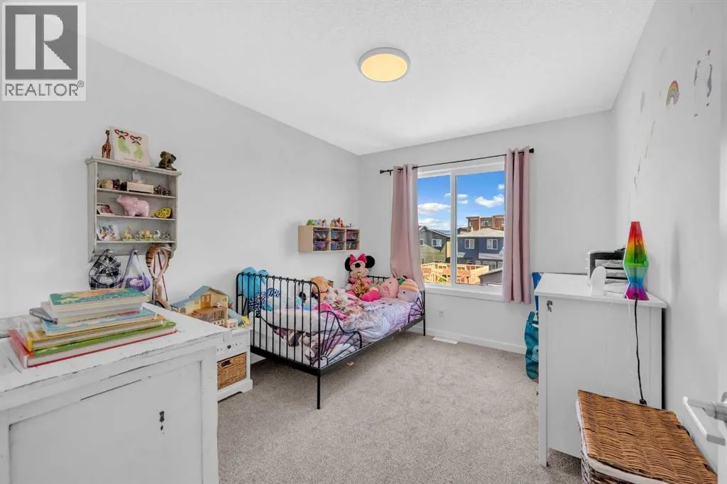 18 Wolf Creek Rise SE